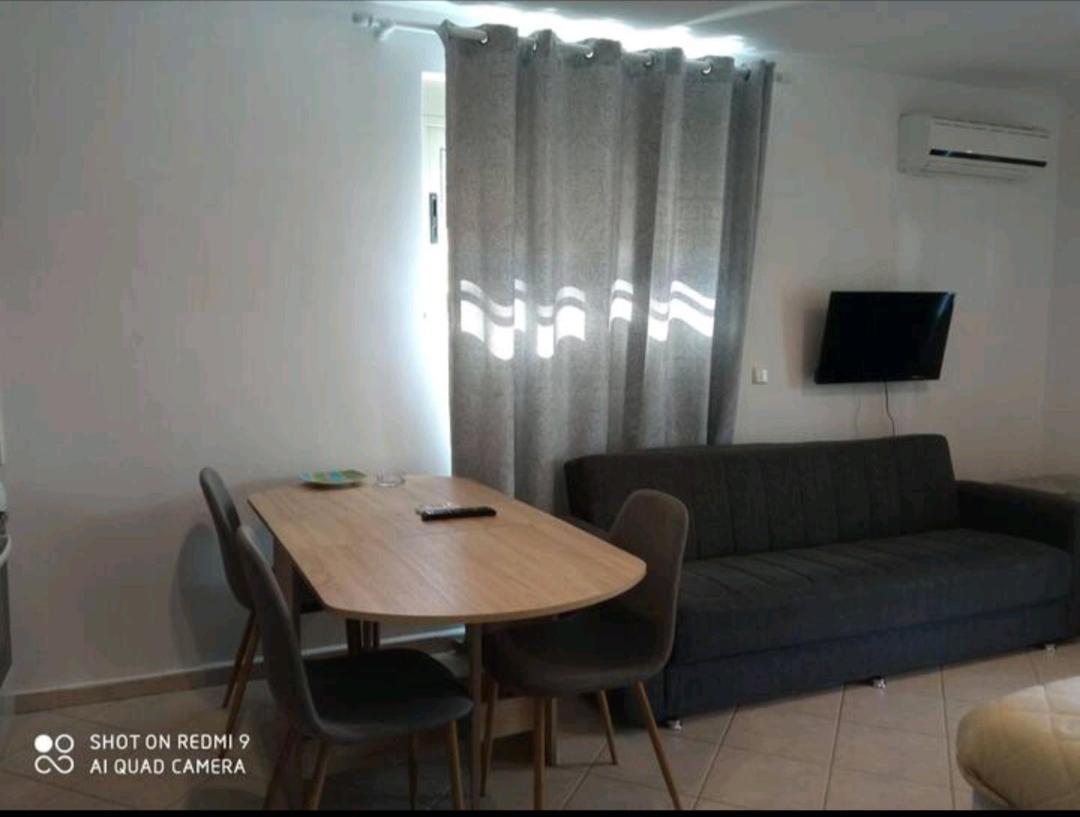 Theoni'S Apartments クシロカストロ エクステリア 写真